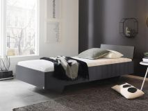 Bed IXANA 90x200 cm metaalgrijs met hoofdeinde met matras met lattenbodem